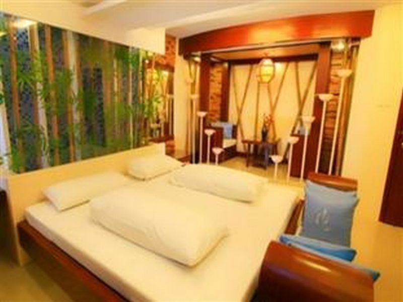 Victoria Court Las Piñas Exterior foto